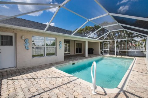 Casa en venta en Cape Coral, Florida, 3 dormitorios, 142.05 m2 № 2103137 - foto 3