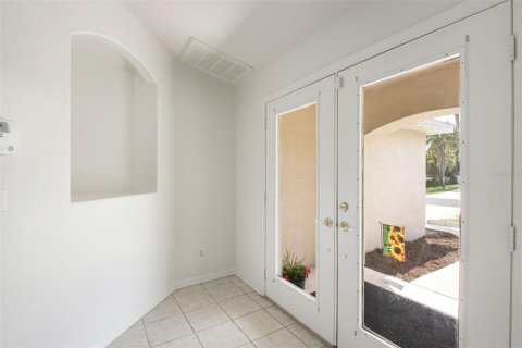 Casa en venta en Cape Coral, Florida, 3 dormitorios, 142.05 m2 № 2103137 - foto 7