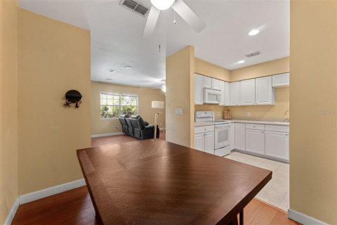 House in Gibsonton, Florida 2 bedrooms, 140.28 sq.m. № 1908266 - photo 16