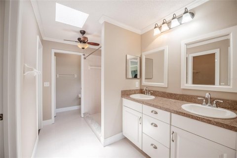 House in Lakeland, Florida 2 bedrooms, 153.85 sq.m. № 1831575 - photo 20