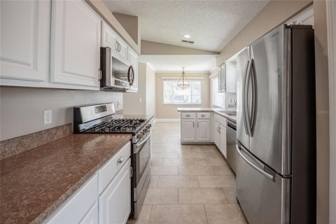 House in Lakeland, Florida 2 bedrooms, 153.85 sq.m. № 1831575 - photo 10