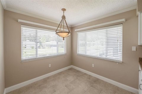 House in Lakeland, Florida 2 bedrooms, 153.85 sq.m. № 1831575 - photo 14