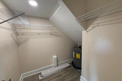 Villa ou maison à louer à Gainesville, Floride: 4 chambres, 182.09 m2 № 2099395 - photo 6