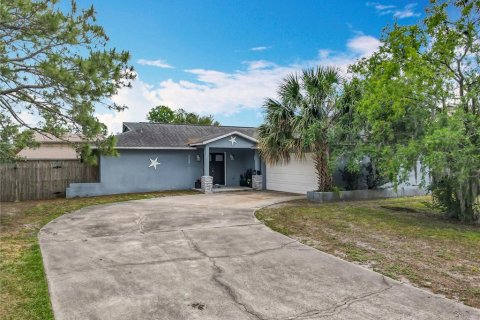 Casa en alquiler en Orlando, Florida, 3 dormitorios, 147.62 m2 № 1901636 - foto 1