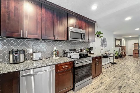 Casa en alquiler en Orlando, Florida, 3 dormitorios, 147.62 m2 № 1901636 - foto 6