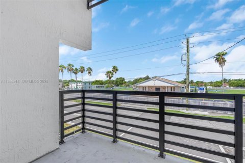 Appartement à louer à Miami, Floride: 2 chambres, 106.84 m2 № 1994255 - photo 10