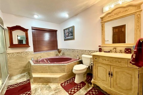 Casa en alquiler en New Port Richey, Florida, 4 dormitorios, 231.05 m2 № 1834982 - foto 22