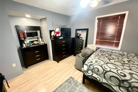 Casa en alquiler en New Port Richey, Florida, 4 dormitorios, 231.05 m2 № 1834982 - foto 25