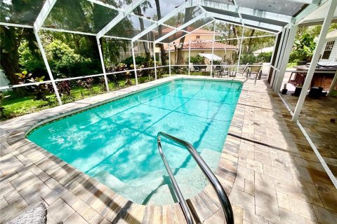 Casa en alquiler en New Port Richey, Florida, 4 dormitorios, 231.05 m2 № 1834982 - foto 16
