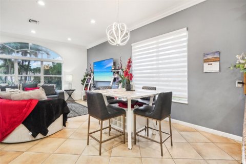 Villa ou maison à vendre à Miramar, Floride: 4 chambres, 270.35 m2 № 2056988 - photo 13