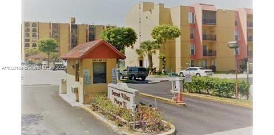 Condo in Miami, Florida, 2 bedrooms  № 1892214