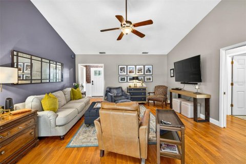 Casa en venta en Dade City, Florida, 4 dormitorios, 192.87 m2 № 1904355 - foto 16