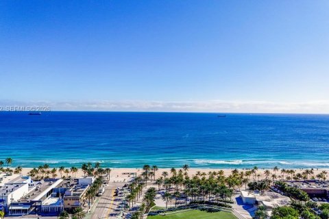 Condominio en venta en Fort Lauderdale, Florida, 2 dormitorios, 139.35 m2 № 2152759 - foto 14