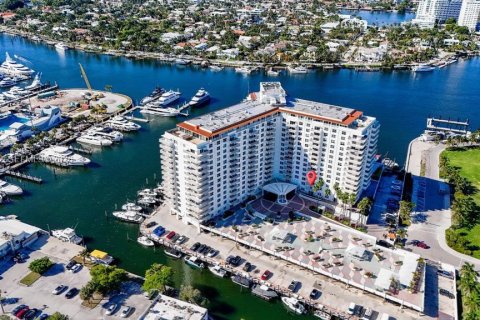 Condominio en venta en Fort Lauderdale, Florida, 2 dormitorios, 139.35 m2 № 2152759 - foto 11