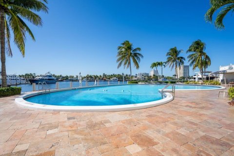Condominio en venta en Fort Lauderdale, Florida, 2 dormitorios, 139.35 m2 № 2152759 - foto 19