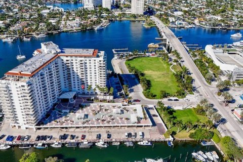 Condominio en venta en Fort Lauderdale, Florida, 2 dormitorios, 139.35 m2 № 2152759 - foto 10