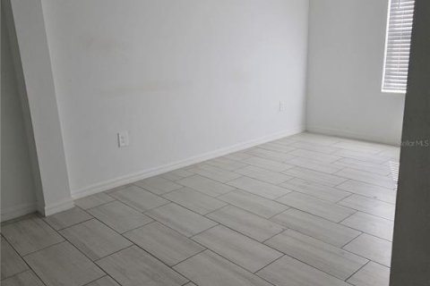 House in Riverview, Florida 6 bedrooms, 312.34 sq.m. № 2211059 - photo 9