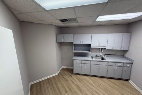 Immobilier commercial à vendre à Gainesville, Floride: 673.54 m2 № 2277323 - photo 13