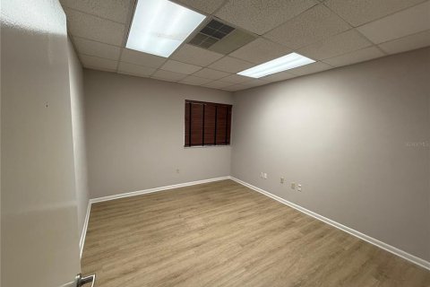 Immobilier commercial à vendre à Gainesville, Floride: 673.54 m2 № 2277323 - photo 15