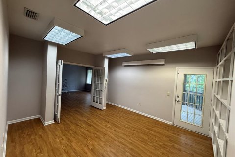 Immobilier commercial à vendre à Gainesville, Floride: 673.54 m2 № 2277323 - photo 12