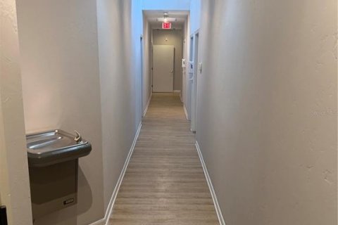 Immobilier commercial à vendre à Gainesville, Floride: 673.54 m2 № 2277323 - photo 4