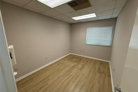 Immobilier commercial à vendre à Gainesville, Floride: 673.54 m2 № 2277323 - photo 9