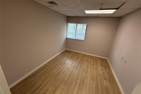 Immobilier commercial à vendre à Gainesville, Floride: 673.54 m2 № 2277323 - photo 11