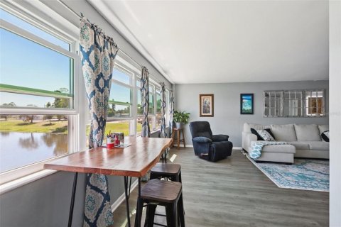 Condominio en venta en Saint Petersburg, Florida, 2 dormitorios, 121.24 m2 № 2094499 - foto 16