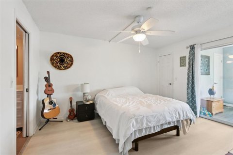 Condominio en venta en Saint Petersburg, Florida, 2 dormitorios, 121.24 m2 № 2094499 - foto 20