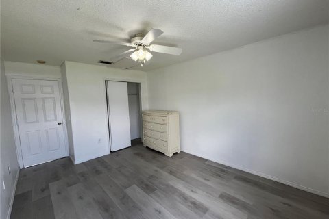 Touwnhouse à louer à Orlando, Floride: 3 chambres, 138.33 m2 № 2437406 - photo 12