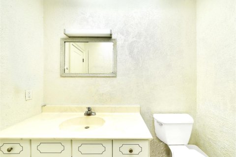 Condo in Fort Lauderdale, Florida, 2 bedrooms  № 2192655 - photo 19
