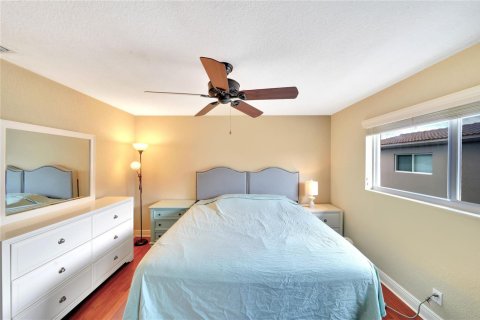 Condo in Fort Lauderdale, Florida, 2 bedrooms  № 2192655 - photo 13
