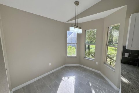 Villa ou maison à vendre à Bradenton, Floride: 4 chambres, 180.23 m2 № 2210325 - photo 8