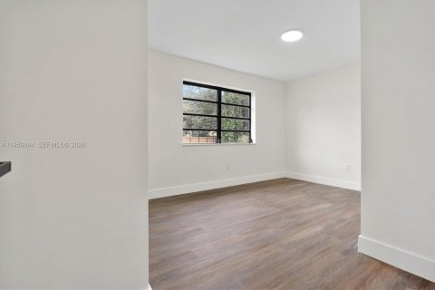 Casa en venta en Miami, Florida, 3 dormitorios, 93.65 m2 № 2008875 - foto 20