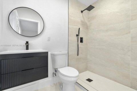 Casa en venta en Miami, Florida, 3 dormitorios, 93.65 m2 № 2008875 - foto 19