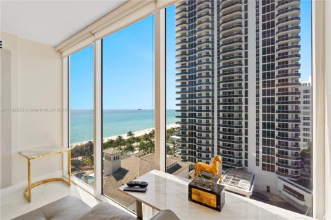 Condominio en venta en Miami Beach, Florida, 2 dormitorios, 128.21 m2 № 1706395 - foto 9