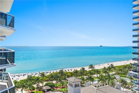 Condominio en venta en Miami Beach, Florida, 2 dormitorios, 128.21 m2 № 1706395 - foto 1