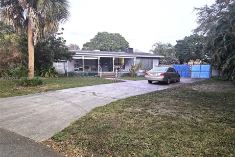 Villa ou maison à vendre à Dania Beach, Floride: 3 chambres № 2045408 - photo 5