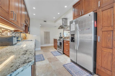 House in Daytona Beach, Florida 4 bedrooms, 208.94 sq.m. № 2313076 - photo 27