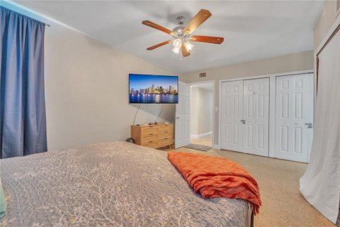 House in Daytona Beach, Florida 4 bedrooms, 208.94 sq.m. № 2313076 - photo 14