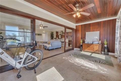 House in Daytona Beach, Florida 4 bedrooms, 208.94 sq.m. № 2313076 - photo 7