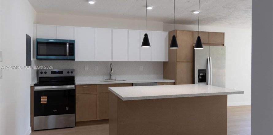 Condominio en Plantation, Florida, 1 dormitorio № 2088222