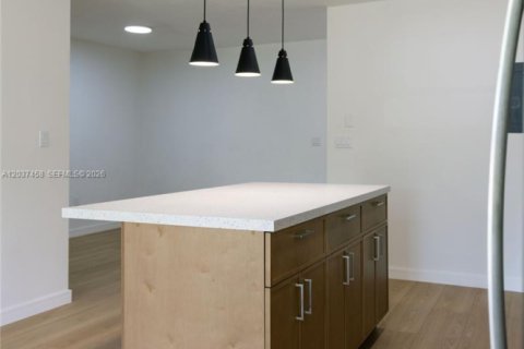 Condominio en venta en Plantation, Florida, 1 dormitorio, 89.19 m2 № 2088222 - foto 7