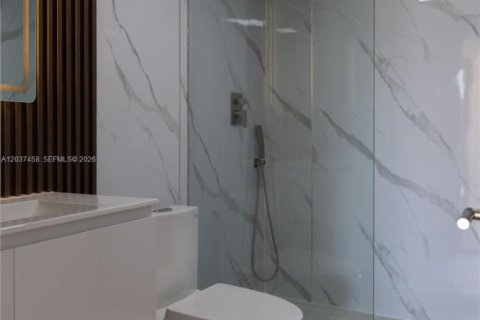 Condominio en venta en Plantation, Florida, 1 dormitorio, 89.19 m2 № 2088222 - foto 23