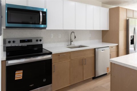 Condominio en venta en Plantation, Florida, 1 dormitorio, 89.19 m2 № 2088222 - foto 28