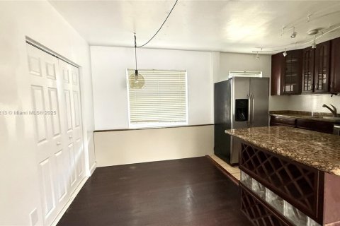 Copropriété à louer à Miami Shores, Floride: 1 chambre, 63.64 m2 № 1971510 - photo 3