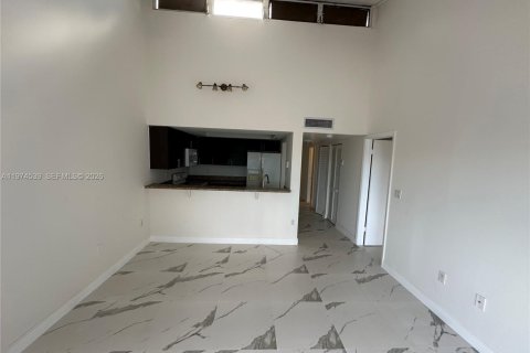 Condo in Miami, Florida, 2 bedrooms  № 2041262