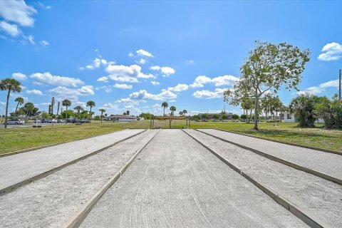 Villa ou maison à vendre à Port Charlotte, Floride: 2 chambres, 93.27 m2 № 2119866 - photo 27