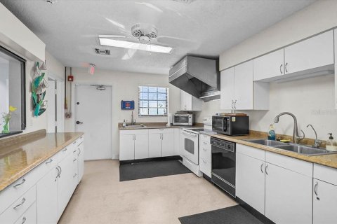 Villa ou maison à vendre à Port Charlotte, Floride: 2 chambres, 93.27 m2 № 2119866 - photo 25