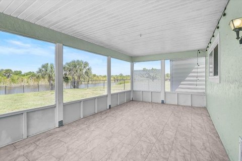 Villa ou maison à vendre à Port Charlotte, Floride: 2 chambres, 93.27 m2 № 2119866 - photo 13